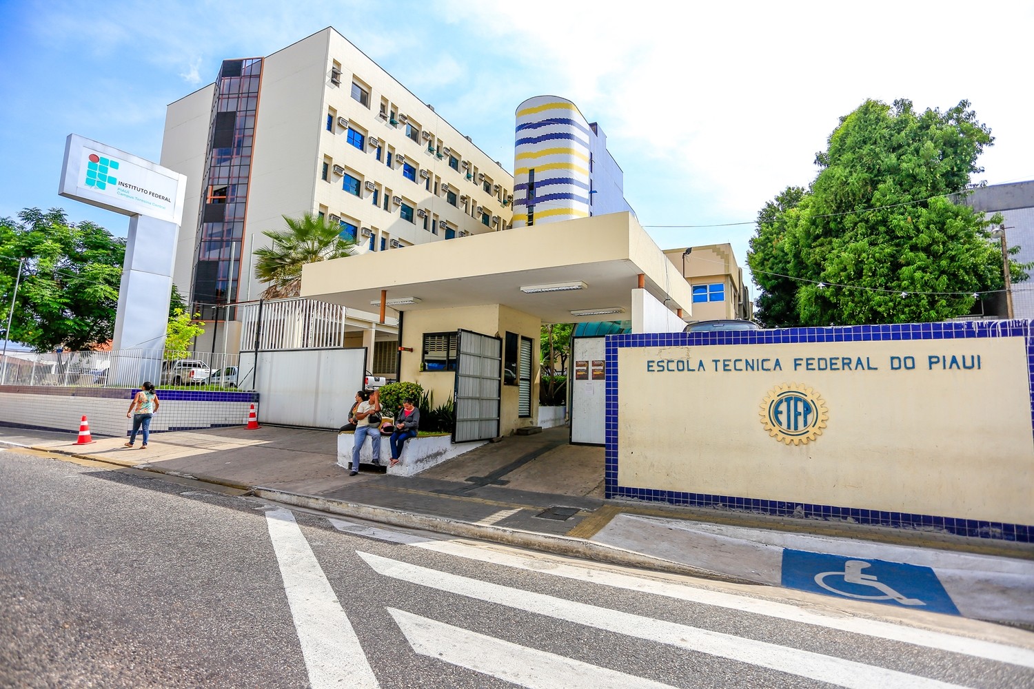 UFPI e IFPI têm R$ 25 milhões bloqueados com medida do governo - Piauí -  Portal O Dia