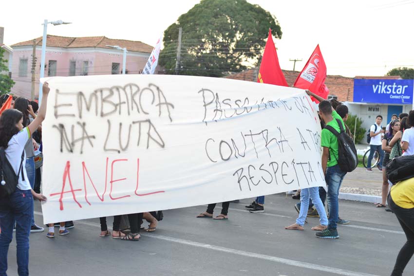 Manifestantes fazem novo protesto contra o aumento da tarifa