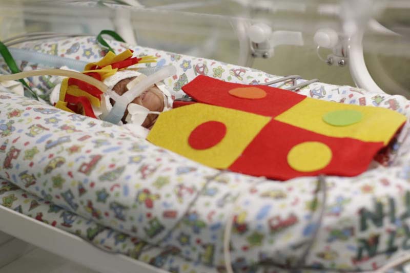BebÃªs internados em UTI de hospital no PI ganham ensaio fotogrÃ¡fico temÃ¡tico