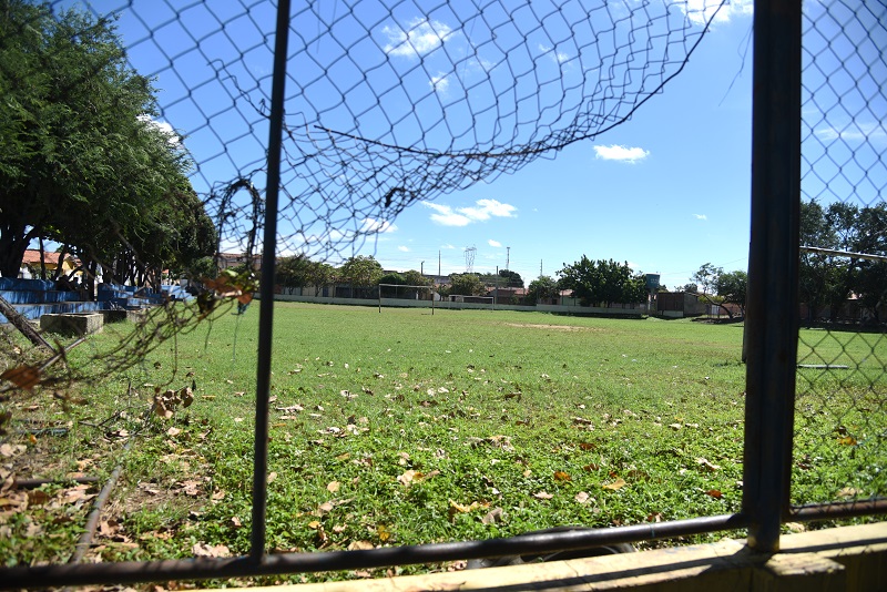 Campo de futebol Lucidão, no Dirceu II
