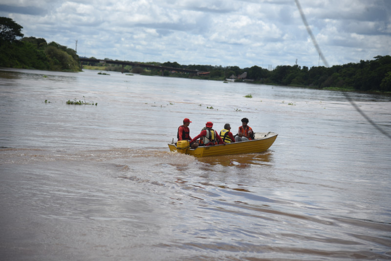 Seis pessoas morreram afogadas no mesmo local do Rio Parnaíba - (Assis Fernandes/O Dia)