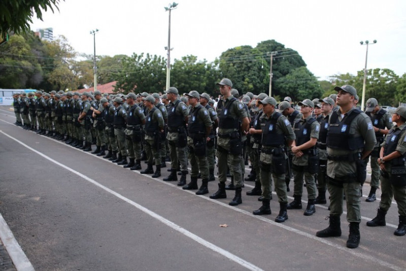 Policiamento ostensivo é reforçado com alunos do Curso de Formação de Soldados