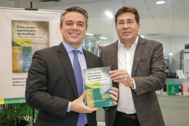 Advogado Campelo Filho lança livro sobre a política no Brasil Pós-Constituição de 88