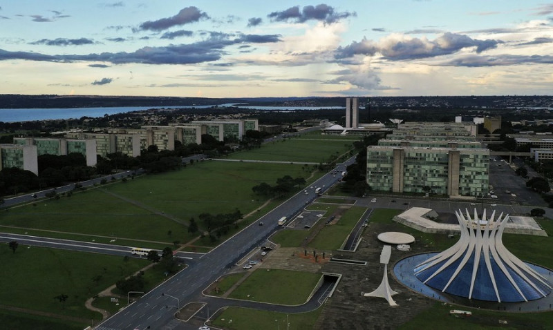 Esplanada dos Ministérios, em Brasília. - (Marcel Casal / Agência Brasil)