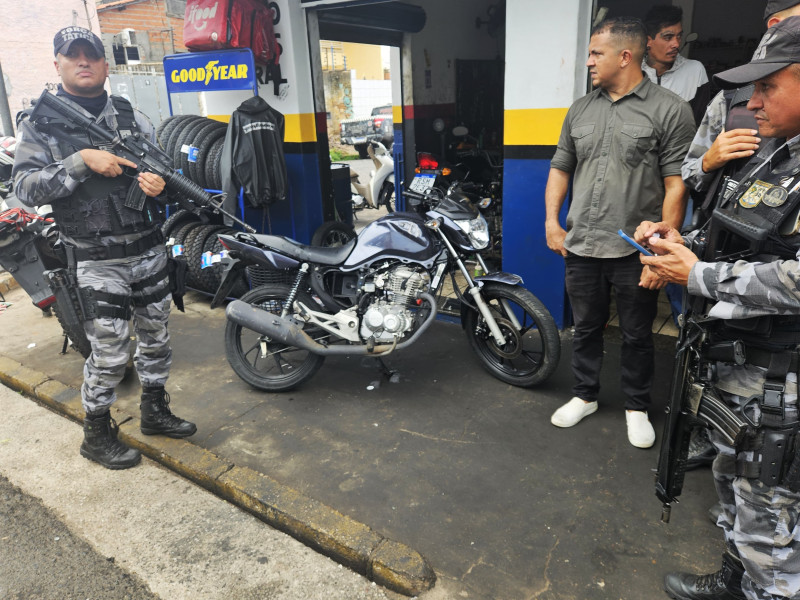 Assalto a oficina no Centro Sul de Teresina. - (Jailson Soares/O Dia)