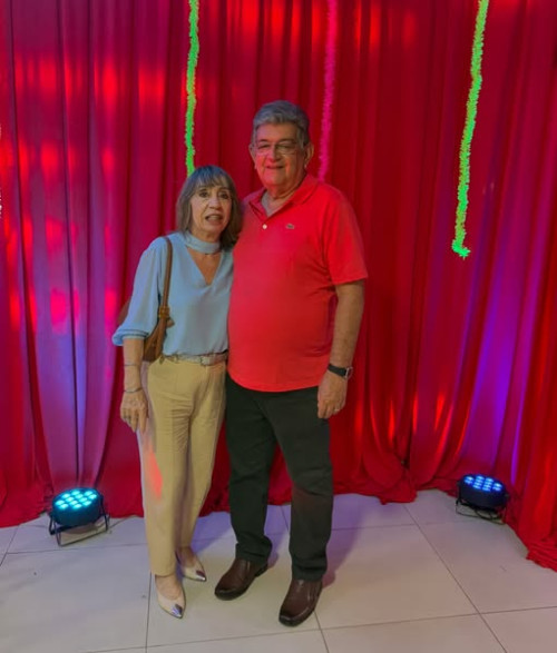 #Prévias - Um click dos queridos o vice-comodoro do Iate Clube de Teresina - by  Tarcísio Freire & Carmelita Freire em noite de lançamento das prévias do Iate Clube de Teresina. Grazie pelo Convite. Chics!!! - (Arquivo Pessoal)