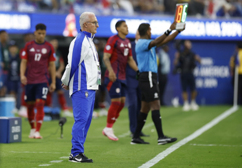 Copa América: mesmo com empate, Dorival vê pontos positivos no desempenho da Seleção