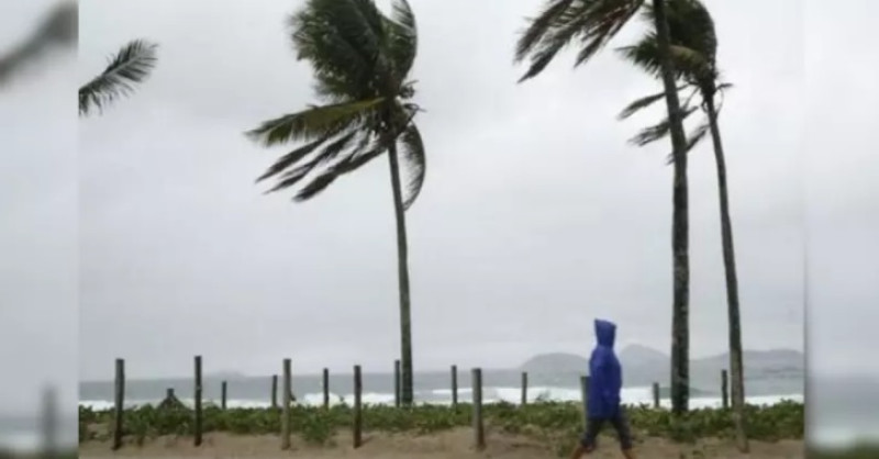 Paraná está sob alerta de tempestade e vendaval atinge estado - (Tania Rêgo / Agência Brasil)