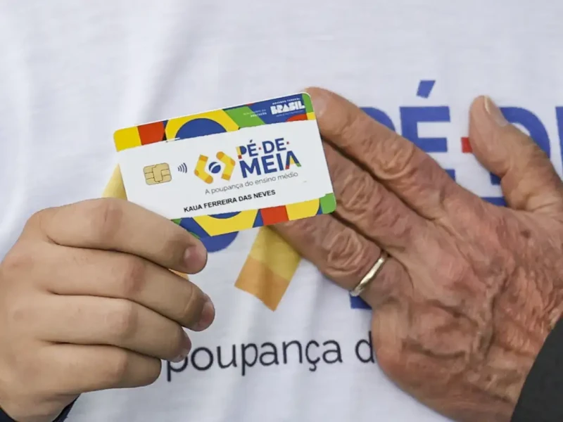 Pé-de-Meia: segunda parcela começa a ser paga nesta quinta (25) - (Marcelo Camargo/Agência Brasil)