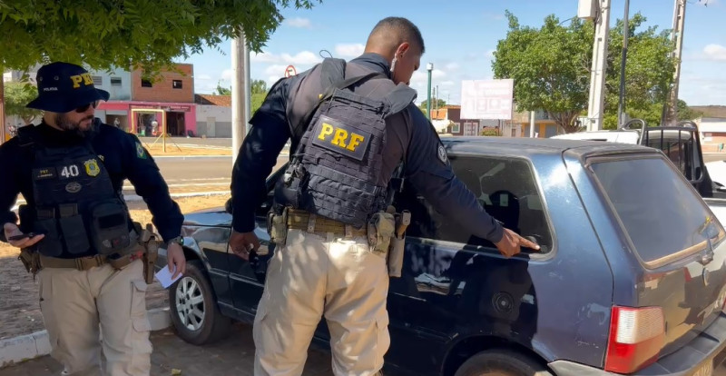 Polícia apreende veículos e peças de carro roubadas no interior do Piauí - (Divulgação)