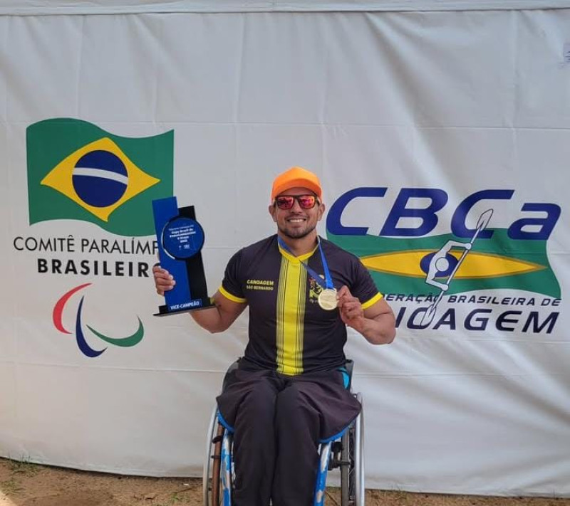 Luís Carlos Cardoso fatura primeiro ouro de 2025 na Copa do Brasil de Paracanoagem