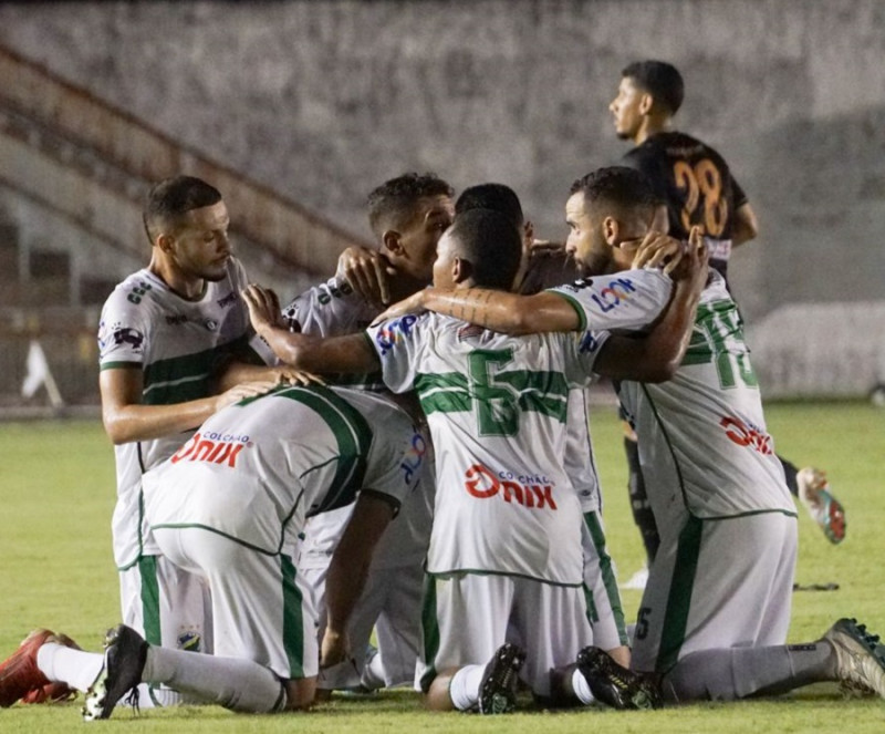 Copa do Nordeste: Altos vence Botafogo-PB de virada em João Pessoa