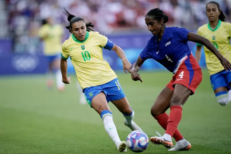 Olimpíadas 2024: piauiense Adriana Silva é medalha de Prata com a Seleção Feminina de Futebol