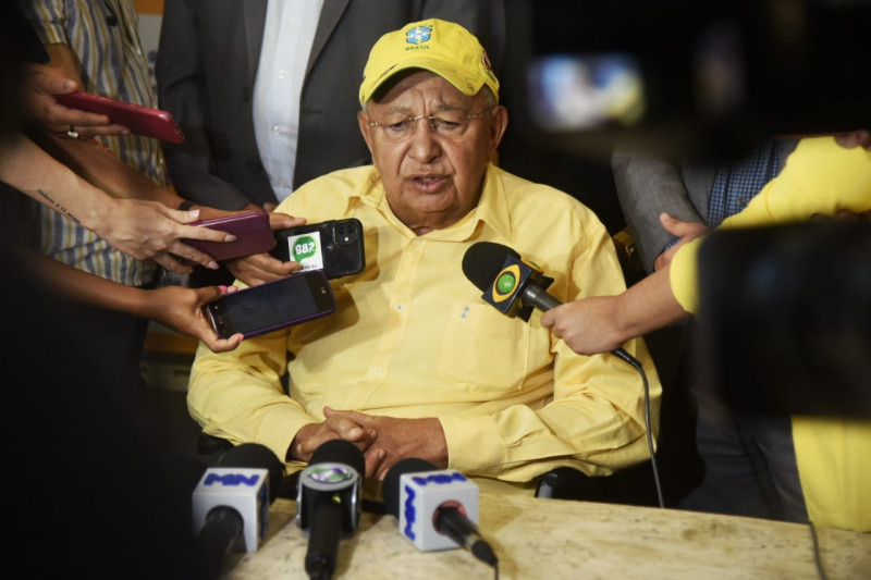 Prefeito de Teresina, Dr. Pessoa, durante entrevista na manhã desta quarta (05) - (Jailson Soares/ O DIA)