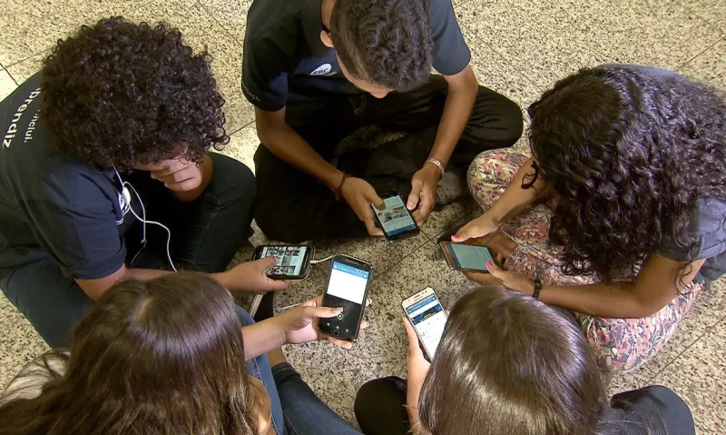 MEC lança guias para orientar alunos e professores - (Reprodução/EBC)