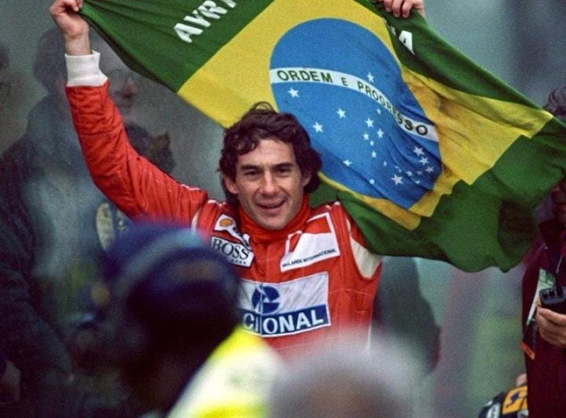 Ayrton Senna inspira brasileiros, para além do esporte, até hoje - (Reprodução / Redes Sociais)