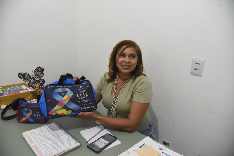 Elizângela de Oliveira, coordenadora da Associação Prismas. - (Assis Fernandes / O DIA)