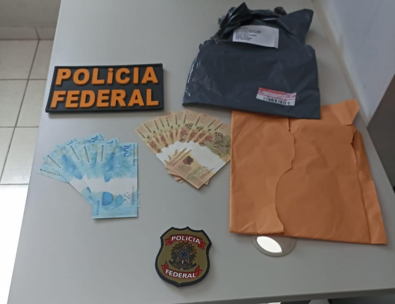Homem compra R$ 5 mil em notas de dinheiro falsas e acaba preso em Parnaíba