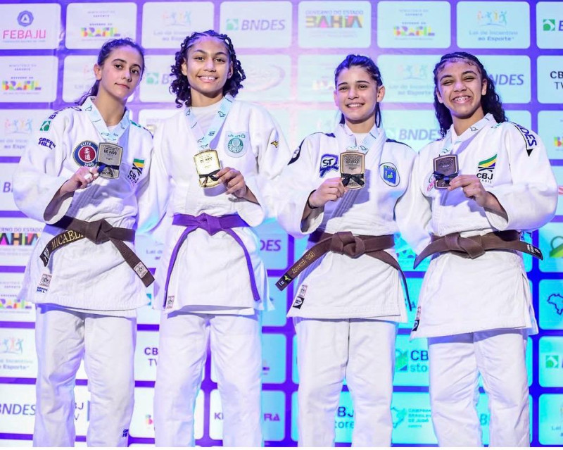 Judoca piauiense Yasmin Carvalho conquista medalha de bronze no Campeonato Brasileiro Cadete
