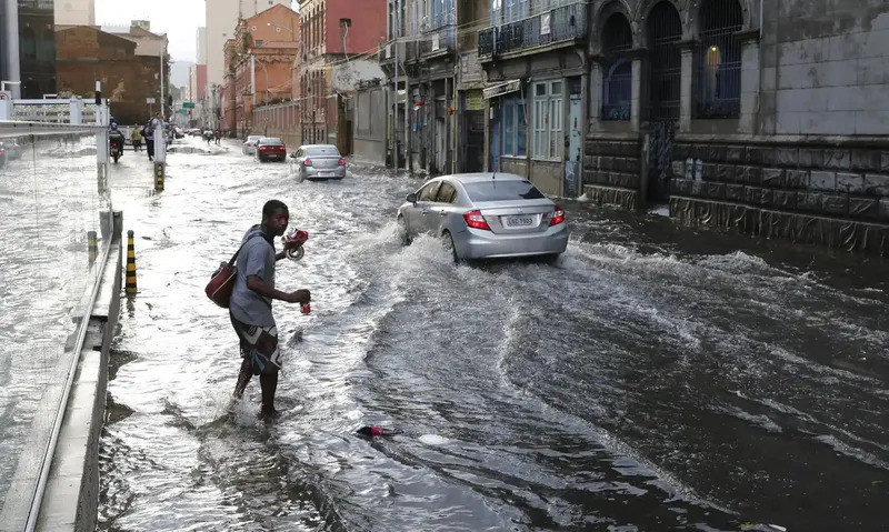 Chuvas intensas no Rio de Janeiro - (Fernando Frazão/Agência Brasil)