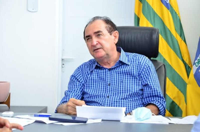 Cinco dias após ser criada, empresa assina contrato de R$ 4,4 milhões com a Prefeitura de Floriano