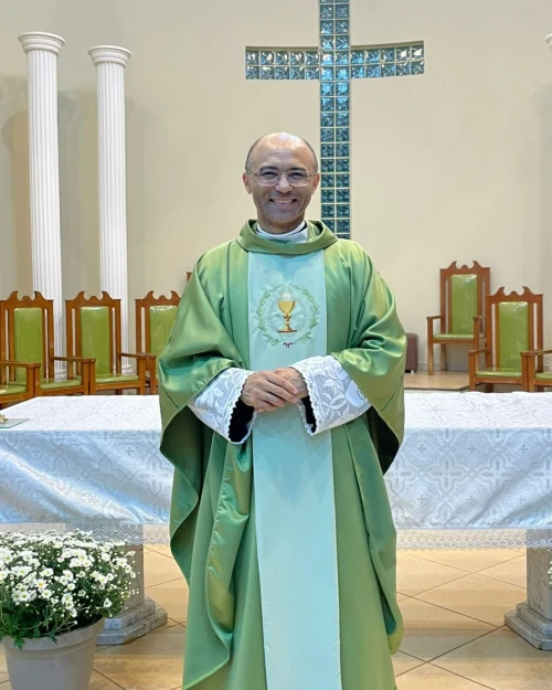 Quem é padre Françoá? Entenda por que ele foi excomungado pelo Vaticano