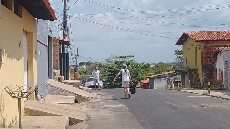 Moradores do bairro Monte Castelo estão há 5 dias sem água