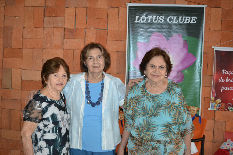 Reunião do Lótus Clube, anfitriãs! - (Mauro Veras)