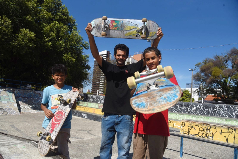 Herança sobre rodas, o skate que une pai e filhos