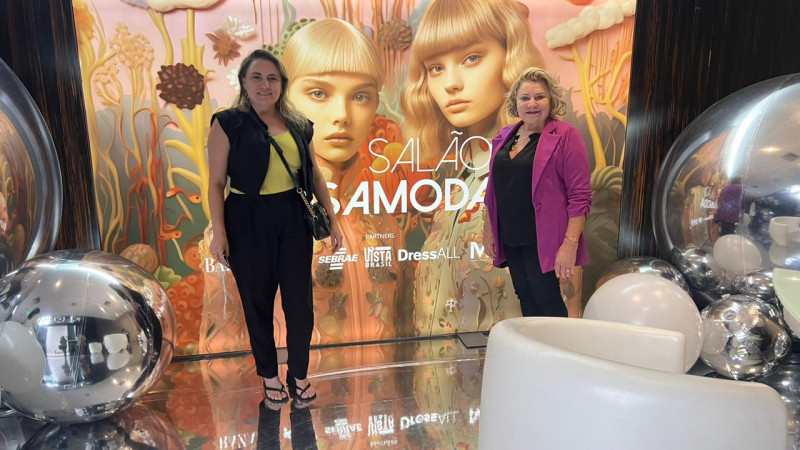 #FashionWeek - #Mãe&Filha - Um click das empresárias Polyana Melo Albino com a mãe Zelita Melo, participaram de eventos de moda em São Paulo. Chics!!! - (Divulgação)