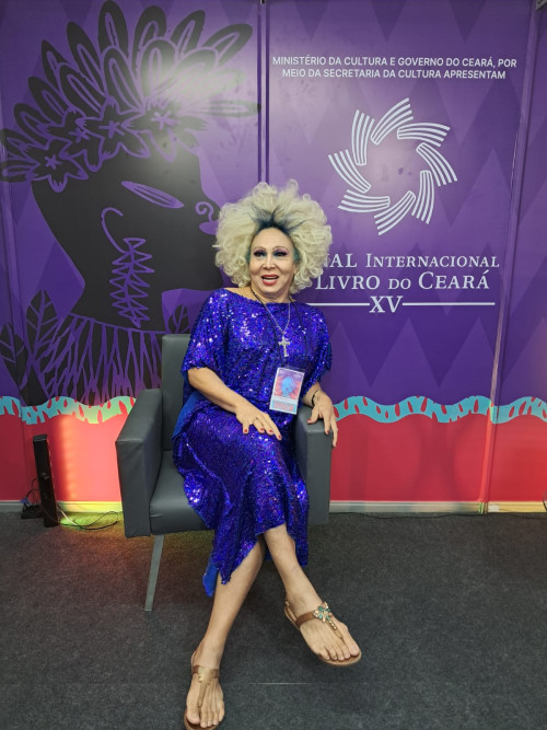 #Livro - Um click do Lançanento da Biografia - by Safira Bengell participou da Bienal Internacional do Livro do Ceará. Chics!!! - (Arquivo Pessoal)