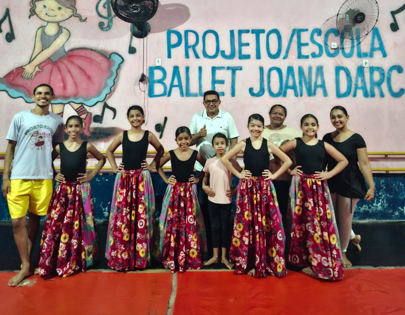 Valdemir Virgino apoia projeto de balé e viabiliza viagem de jovens a competição em Fortaleza
