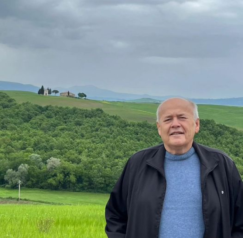 #Presidência - Um click do professor Charles da Silveira, que foi anunciado pelo prefeito eleito de Teresina, Silvio Mendes, para a presidência da Fundação Municipal de Saúde (FMS). Chics!!! - (Arquivo Pessoal)