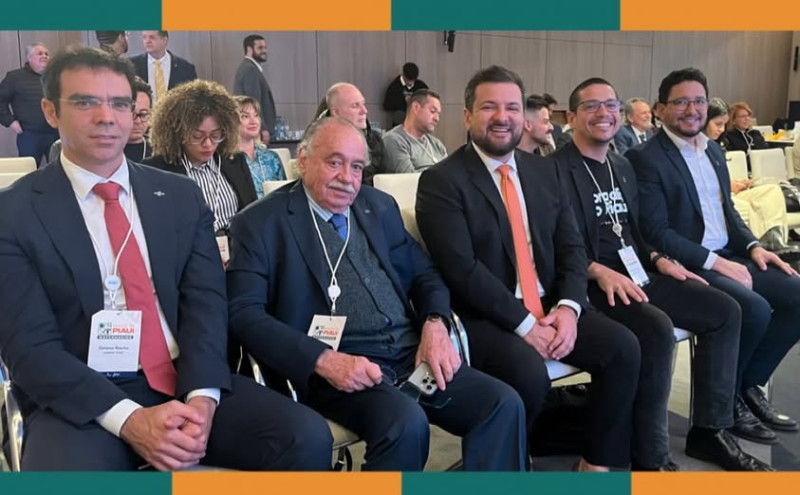 #Showcase Piauí Portugal 2025 tem grande adesão e reforça conexão do Estado com o turismo europeu e o evento aconteceu na terça-feira (11), em Lisboa “Delano Rocha, Freitas Neto, Victor Hugo Almeida, Daniel Oliveira e José Neto Monteiro estão em Lisboa onde participam do projeto Made in Piauí. Um passo importante na promoção do nosso Estado no cenário turístico europeu. O evento conta com empresários, operadores de turismo e autoridades do Piauí. A campanha ‘Bora Ali, no Piauí!’ reforça a presença do Estado em Portugal, despertando o interesse do público europeu por um destino autêntico, sustentável e repleto de experiências únicas. Estamos promovendo o Piauí nos principais pontos estratégicos de Lisboa, conectando o turista à riqueza cultural e natural do Estado”, afirmou Glauco Fuzinatto. Chics!!!!!!  - (Arquivo Pessoal)