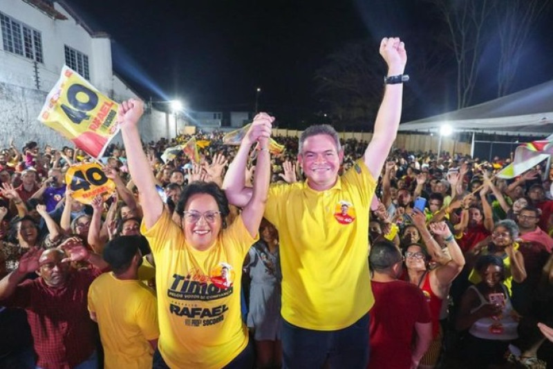 Rafael e Professora Socorro serão diplomados no dia 17 de dezembro em Timon