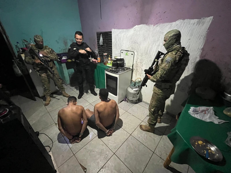 Membros do PCC presos em operação policial - (Divulgação/Polícia Civil)