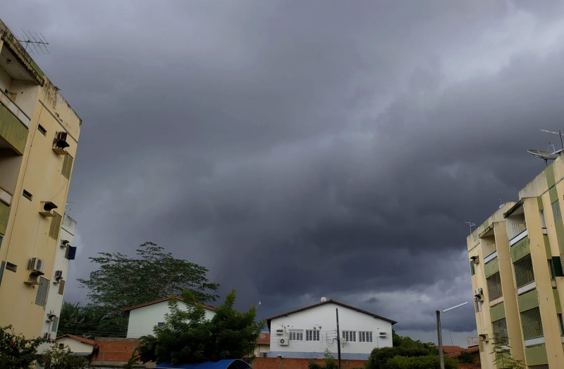 Previsão do tempo: chuvas intensas em 79 cidades piauienses, alerta Inmet