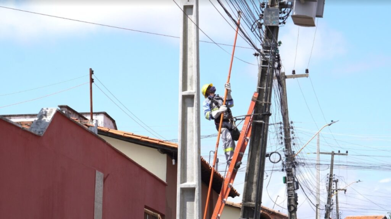 Equatorial abre vagas para curso gratuito de eletricistas; veja como participar - (Divulgação/Equatorial Piauí)