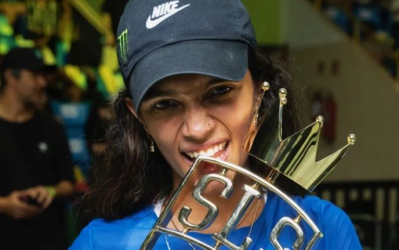 Rayssa Leal vence tri inédito do Super Crown