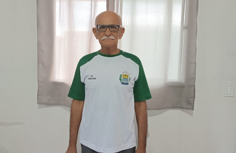 Idoso de 74 anos, estudante do EJA, é aprovado em Ciências Biológicas na UFPI