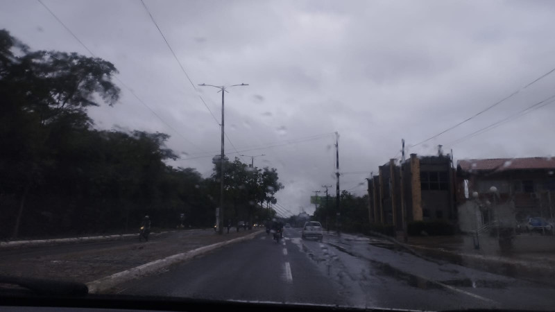 Previsão é de mais chuva nos próximos dias - (Isabela Lopes/O Dia)