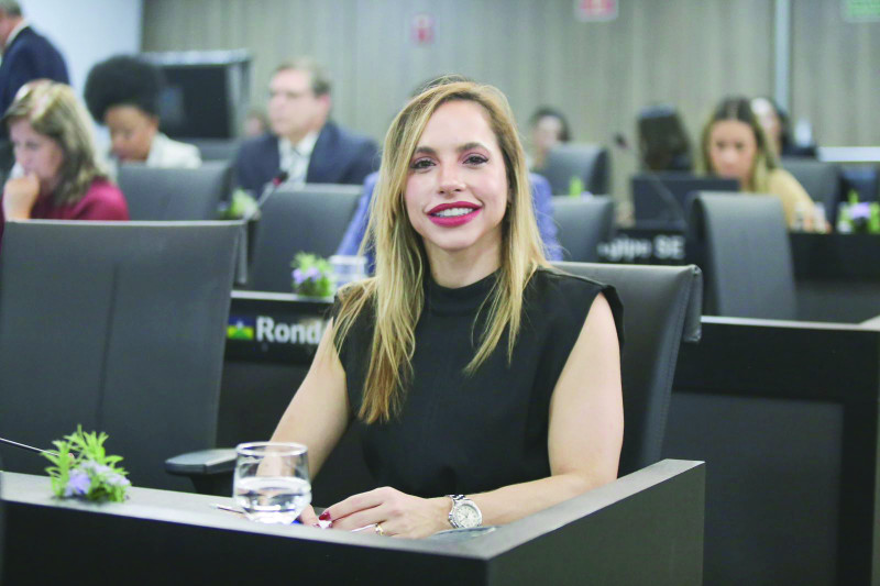 Advogada Isabella Paranaguá será a a gestora da Caixa de Assistência dos Advogados-CAAPI, e promete potencializar avanços e ampliar o suporte dos advogados do Estado. - (Arquivo Pessoal)