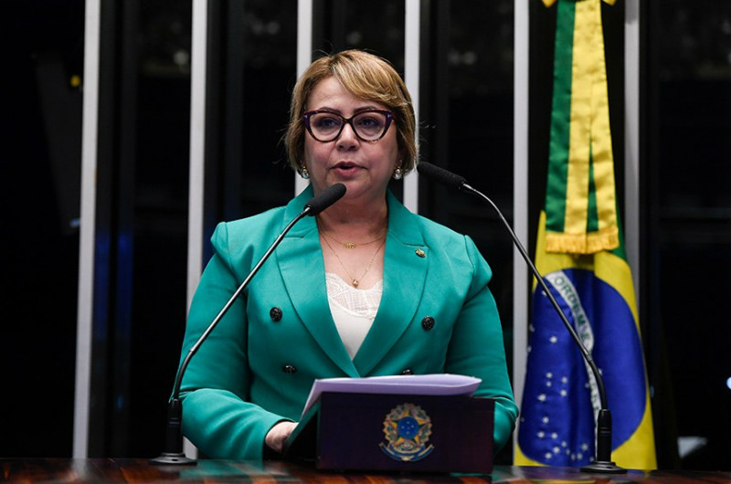 Senadora Jussara Lima durante pronunciamento no senado - (Jefferson Rudy/Agência Senado)