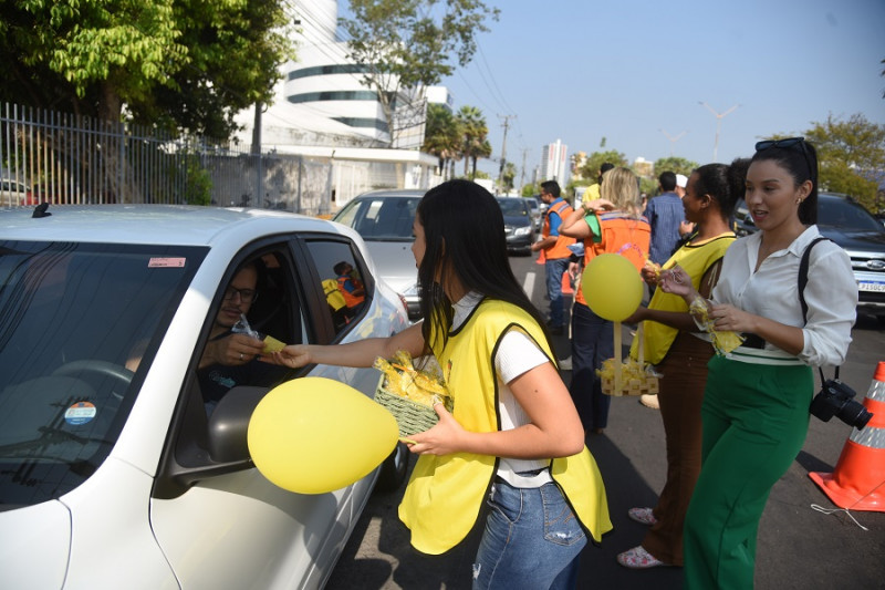 Abertura da Semana Nacional do Trânsito leva conscientização para condutores de veículos em Teresina. - (Assis Fernandes / O DIA)