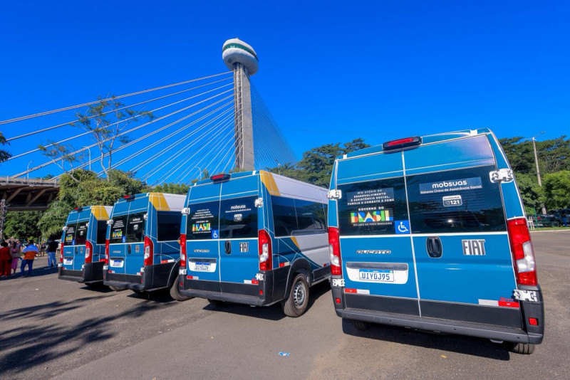 Teresina e mais 30 cidades do PI receberão vans para fortalecer assistência social