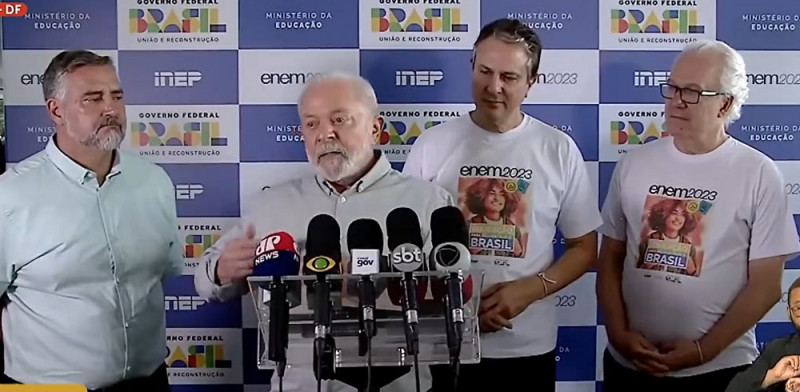 Lula comemora crescimento do Enem e diz que pode fazer a prova em 2024