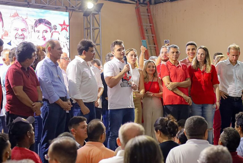 Rafael Fonteles oficializa apoio à pré-candidatura de Ícaro Carvalho em Oeiras