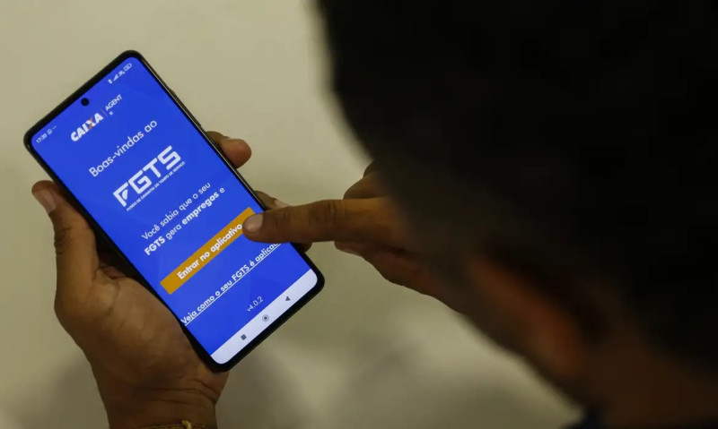 FGTS: lucros do fundo começam a ser depositados nesta sexta (9); veja os valores - (Reprodução / Agência Brasil)