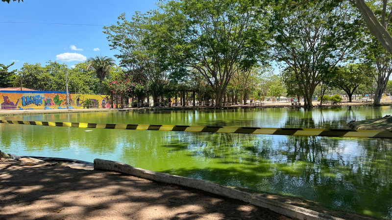 Lagoa do Parque da Cidadania é interditada. - (Victor Costa / O DIA)