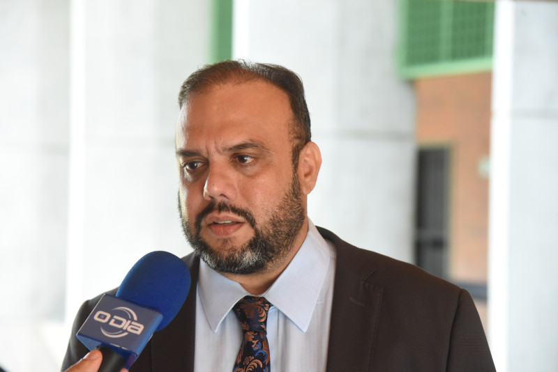 Oposição erra ao criticar Porto Piauí e “atira no próprio pé”, afirma Ziza Carvalho